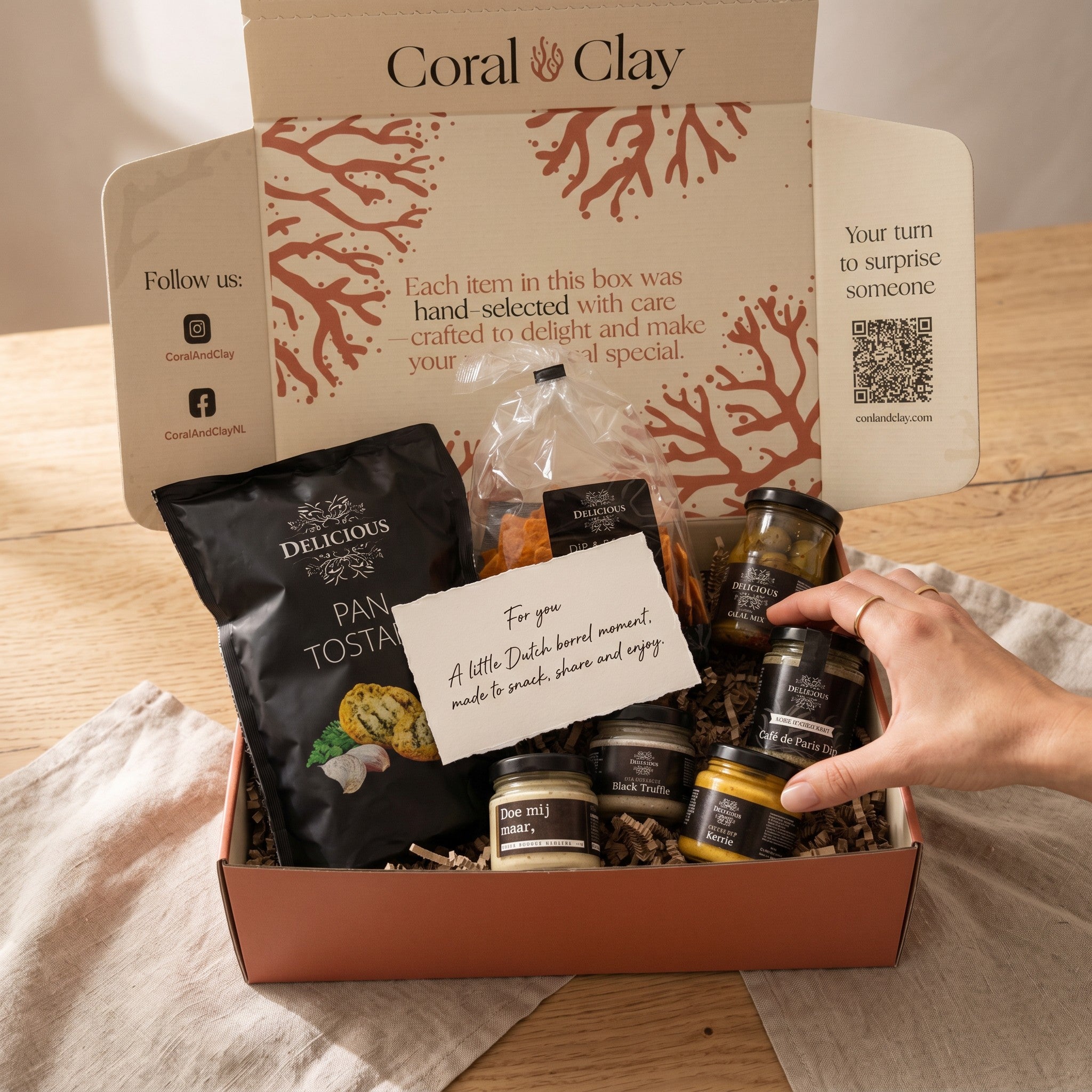 Dutch Borrel Signature Gift — Snacks & Dips