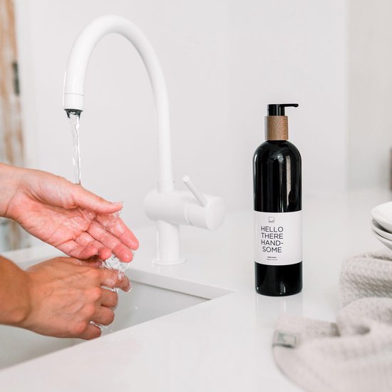 LEEFF Hand Soap – Fabulous Fig (Hello There Handsome)