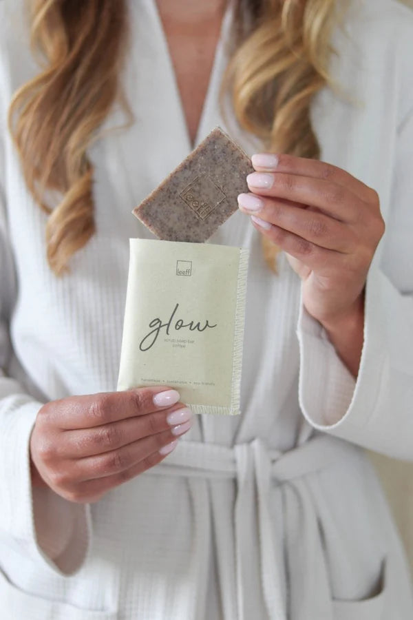 LEEFF Scrub Soap Bar – Coffee (Glow)