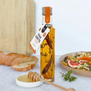 Pineut Vinaigrette — Chili & Sinaasappel